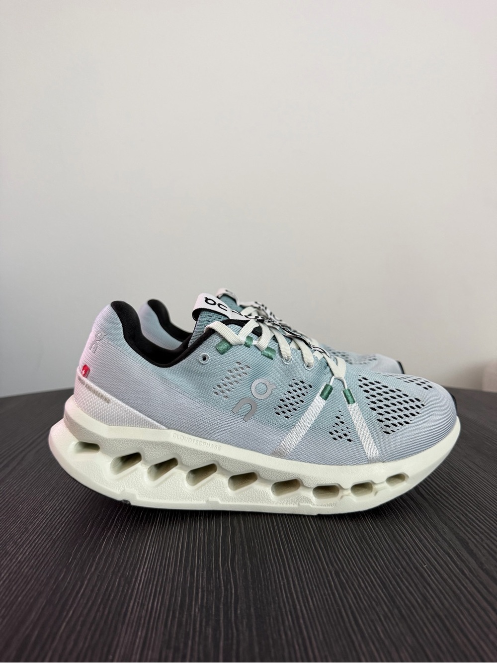 Women’s On Running Cloudsurfer - Size 9- Mineral/Aloe